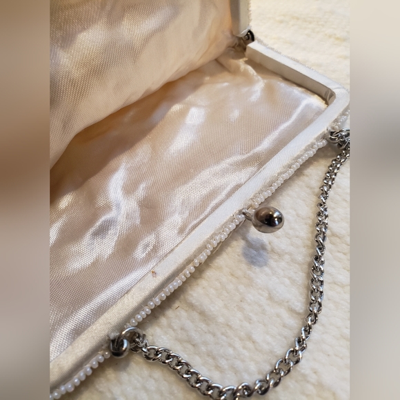 Sequins and beads evening bag - Picture 3 of 8